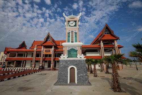 JAM BESAR PASAR KEDAI PAYANG