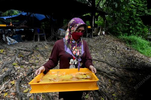 KUIH BAKAR