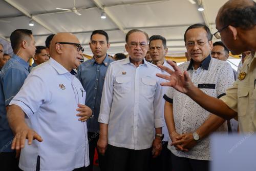 DATUK SERI ANWAR IBRAHIM