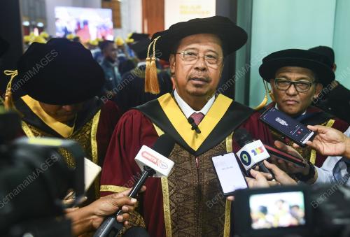 DATUK SERI ABDUL RAHMAN MOHAMAD