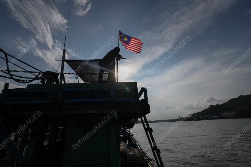 KEHARMONIAN MASYARAKAT MENJELANG HARI KEBANGSAAN KE-66
