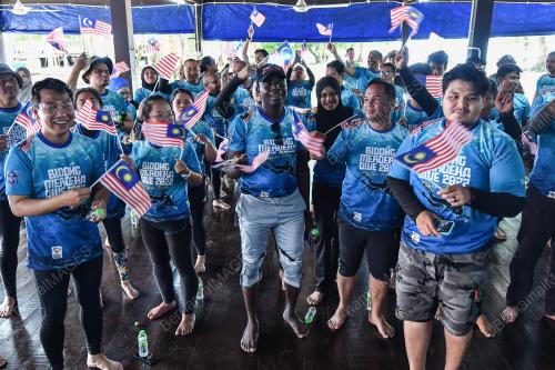 MERDEKA DIVE