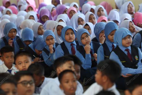 SESI PERSEKOLAHAN 2025/2026