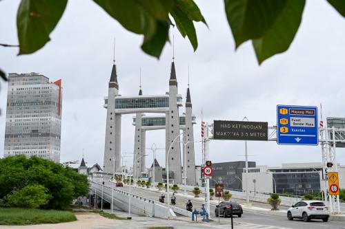 JAMBATAN ANGKAT