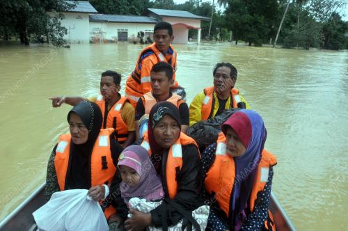 TR12_21012017_BANJIR_SETIU