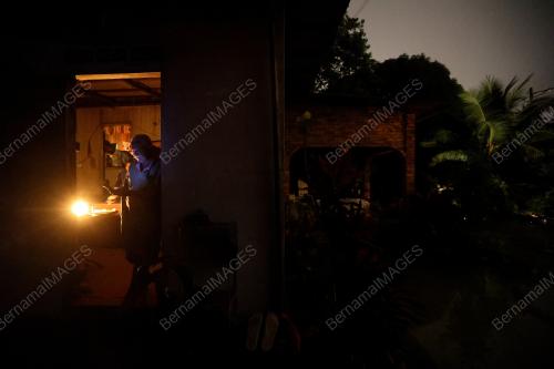 BANJIR_BERGELAP