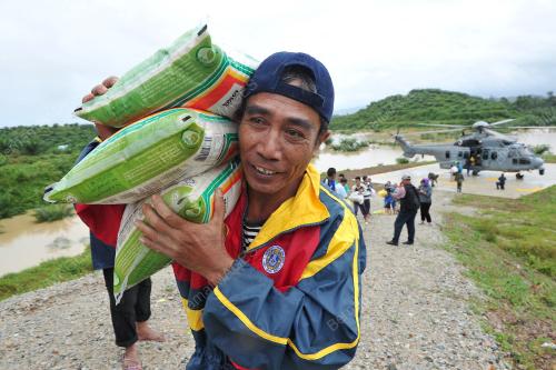 TR12_24122014_BANJIR
