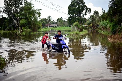 BANJIR TERMENUNG