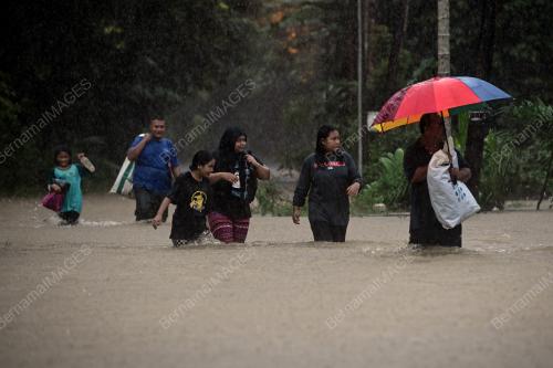 BANJIR KAMPUNG SHUKOR