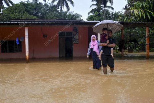 BANJIR DI KAMPUNG MATANG