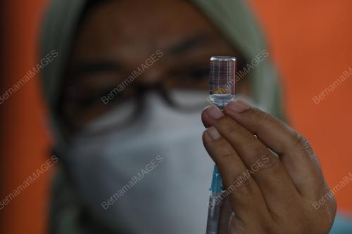 JEJAK VAKSIN COVID-19 UniSZA