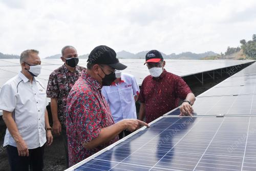 DATUK SERI DR AHMAD SAMSURI MOKHTAR