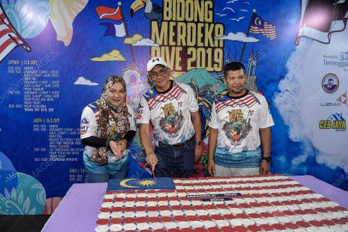 TR12_27082019_BIDONG