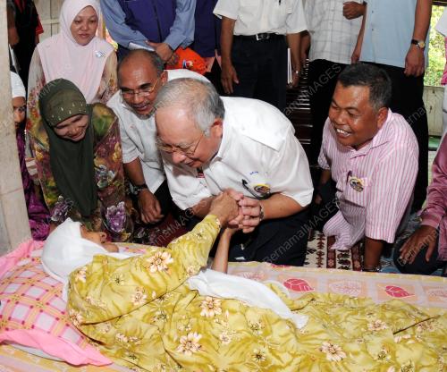 DATUK SERI MOHD NAJIB TUN ABDUL RAZAK