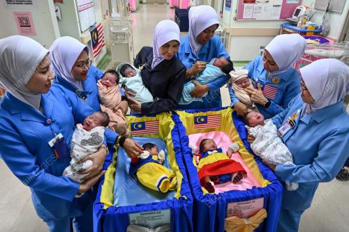 BAYI HARI KEBANGSAAN