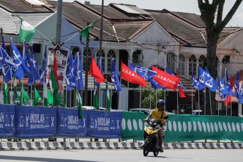PERANG BENDERA PRU15