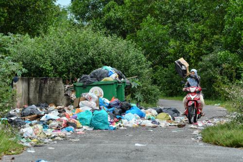 TINJAUAN SAMPAH
