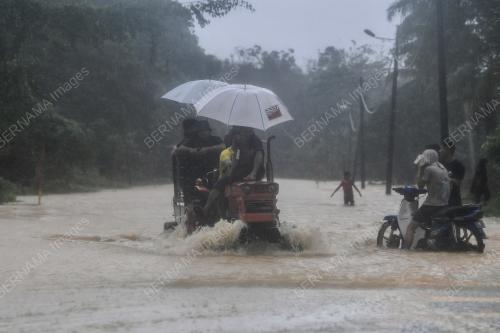 TR13_03122021_TERENGGANU_BANJIR