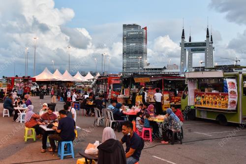 BERBUKA PUASA JAMBATAN ANGKAT