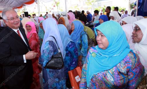 MOHD NAJIB TUN ABDUL RAZAK