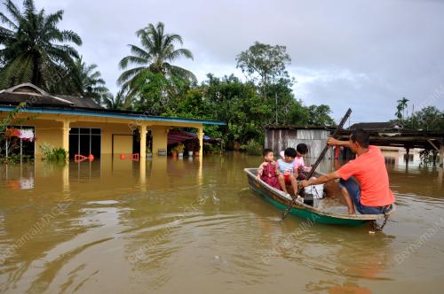 TR13_06012017_BANJIR