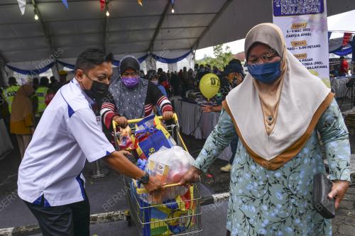 PELANCARAN PROGRAM JUALAN KELUARGA MALAYSIA