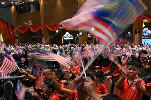KIBAR JALUR GEMILANG