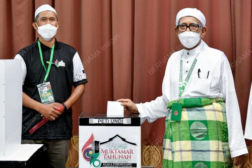 MUKTAMAR PAS KE-67