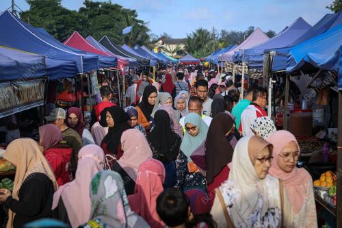 AKTIVITI EKONOMI PASAR MALAM