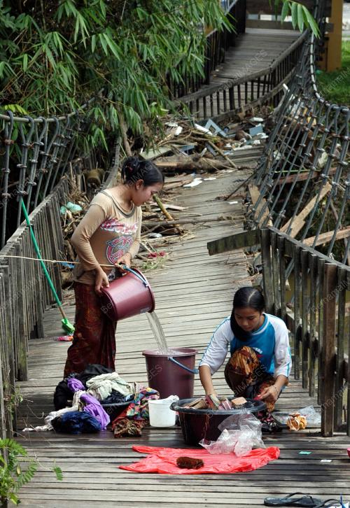 BANJIR DI SETIU