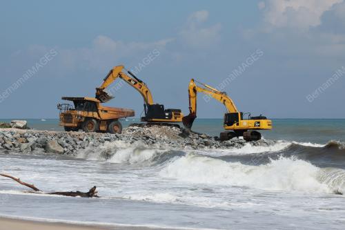 HAKISAN PANTAI TERENGGANU