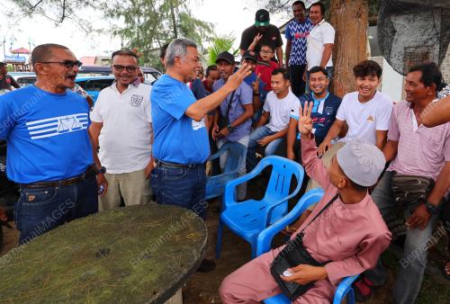 DATUK SERI AHMAD SAID