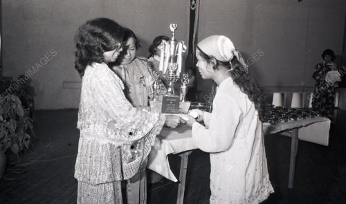 HARI WANITA