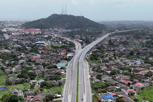 HAD LAJU JALAN PERSEKUTUAN