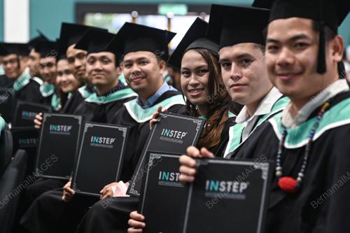MAJLIS GRADUASI INSTEP