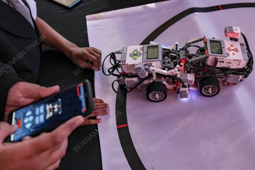 ROBOTIK_SEKOLAH