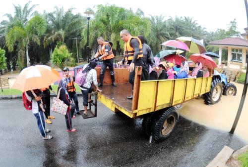 TR14_03012017_BANJIR