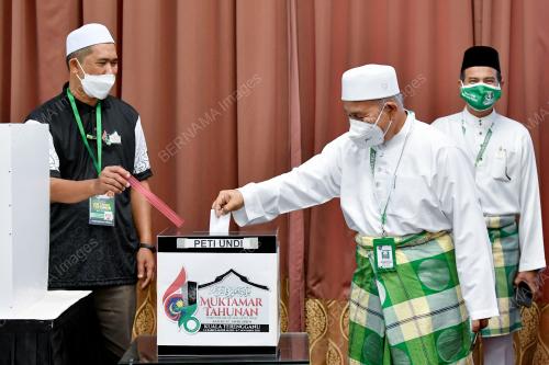 MUKTAMAR PAS KE-67