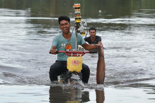 MOTOSIKAL BANJIR