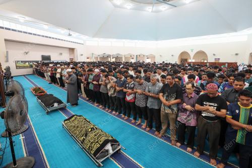 TIGA PENUNTUT UiTM MAUT