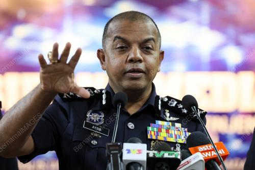DATUK SERI AYOB KHAN MYDIN PITCHAY