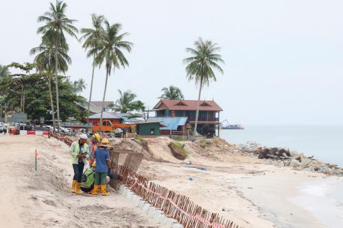 PEMBAIKAN JALAN BATUK RAKIT