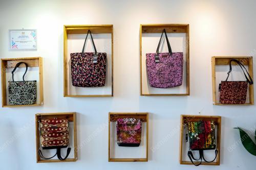 OKU HASILKAN PRODUK BATIK