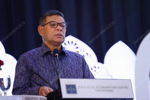 DATUK SERI SAIFUDDIN NASUTION ISMAIL