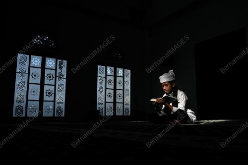 NUZUL AL-QURAN