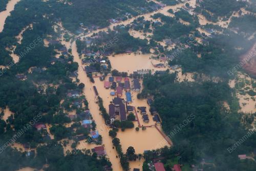 BANJIR DI PANTAI TIMUR