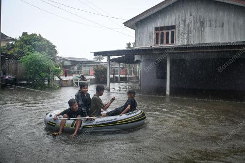 BANJIR KAMPUNG GONG BARU