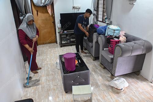 GUNA PLASTISIN KURANGKAN RISIKO BARANG ROSAK