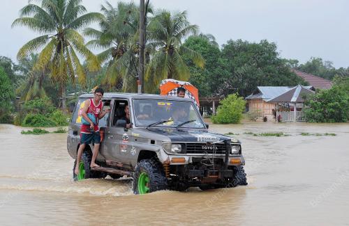 TR14_26122014_BANJIR
