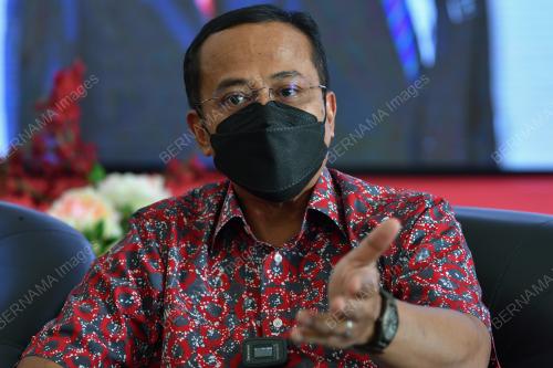 DATUK SERI DR AHMAD SAMSURI MOKHTAR